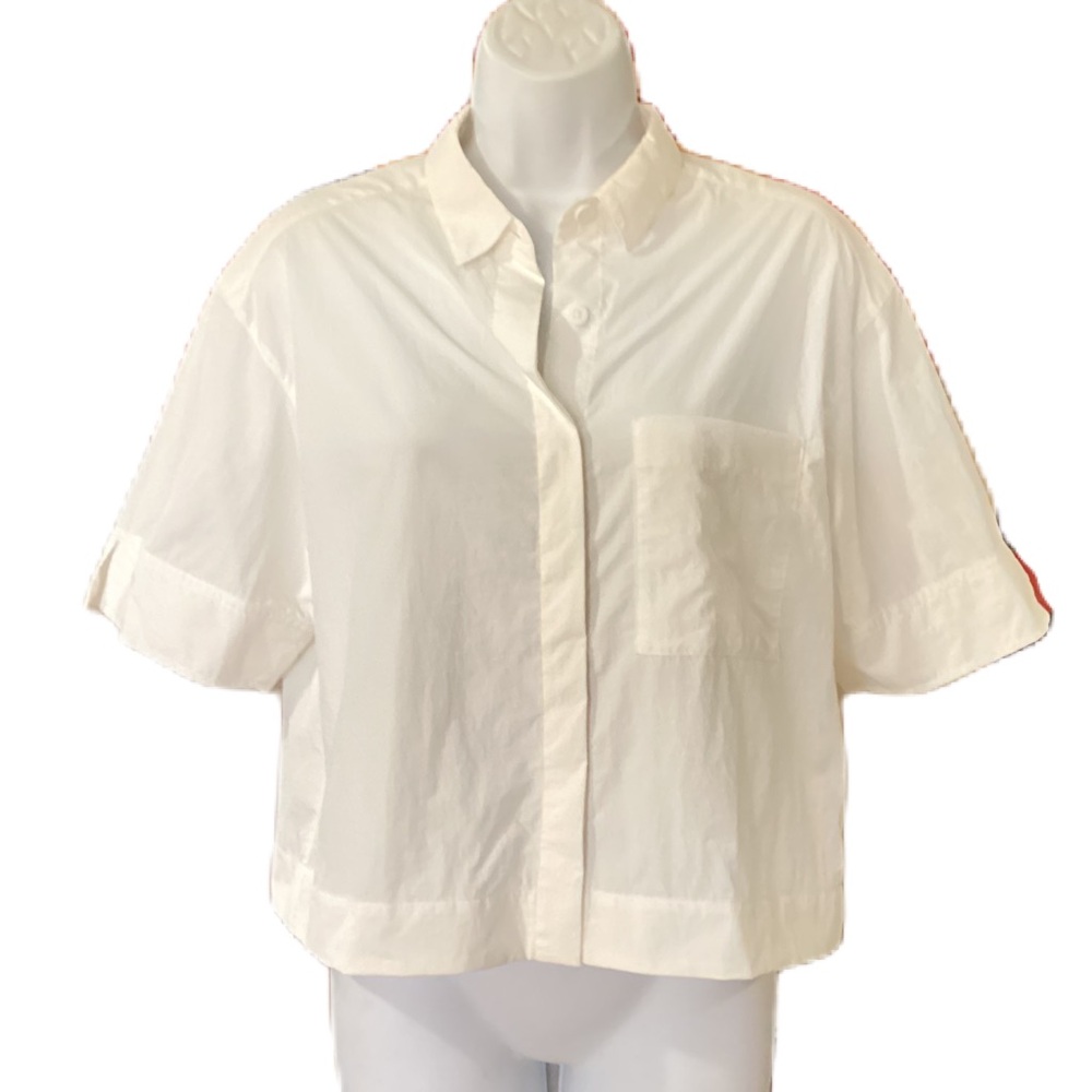 Uniqlo button down blouse. XS